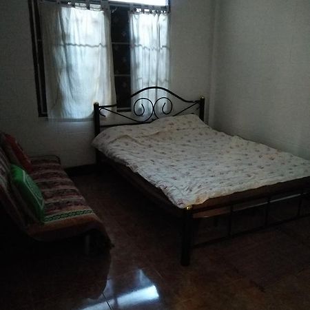 Samlanjed Guesthouse Chiang Mai Luaran gambar